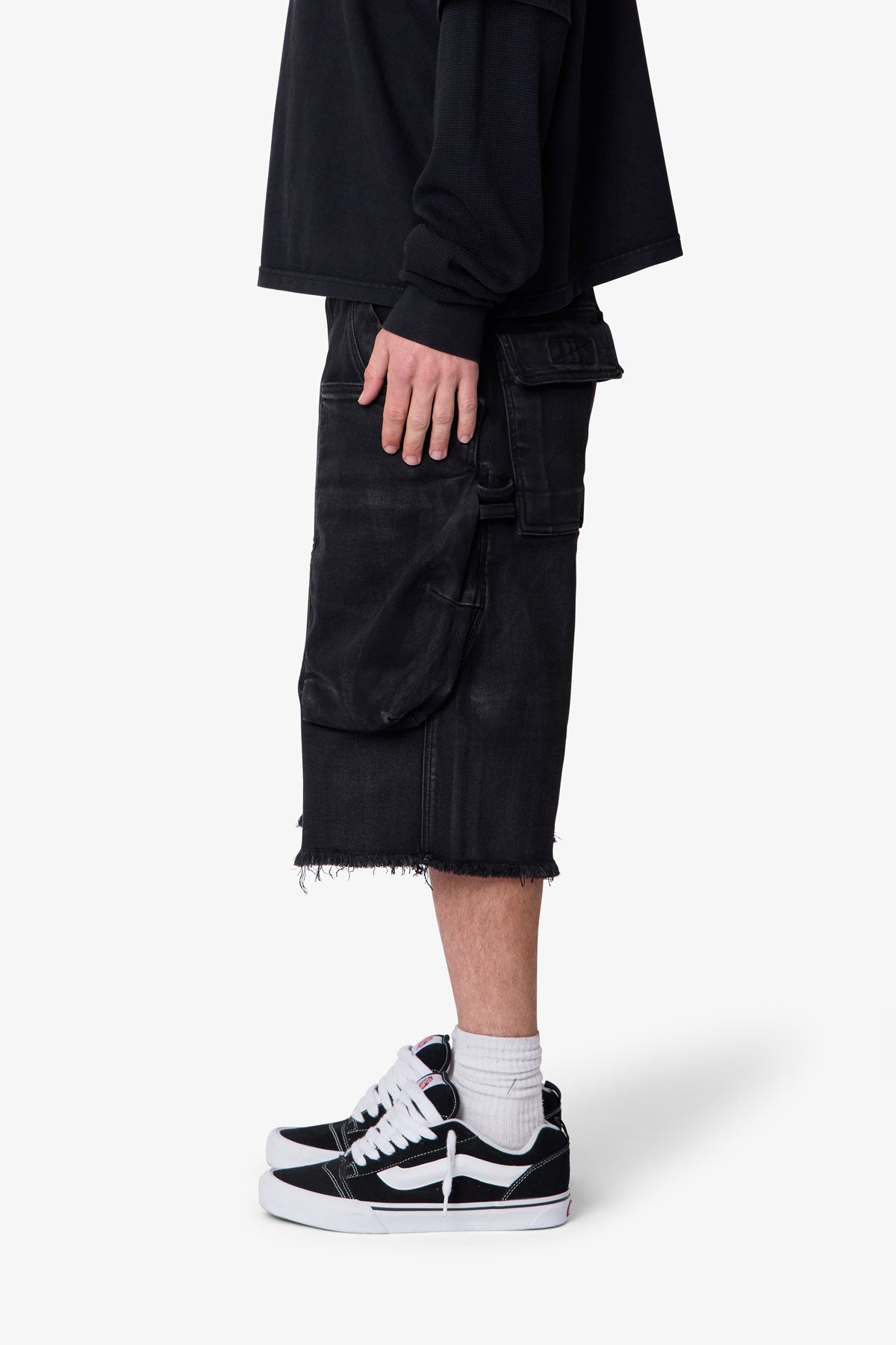 Baggy Waxed Cargo Shorts - Black