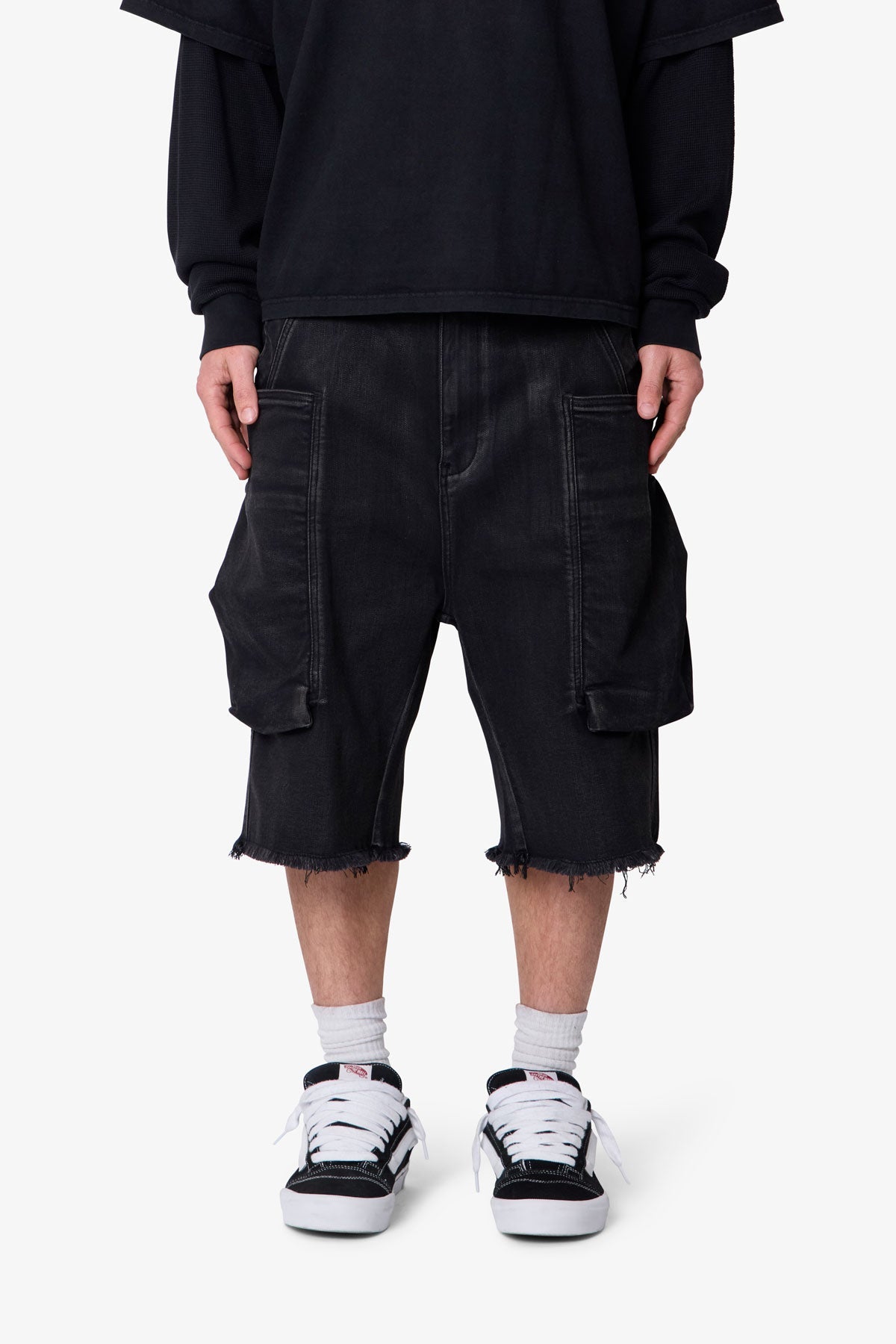 Baggy Waxed Cargo Shorts - Black