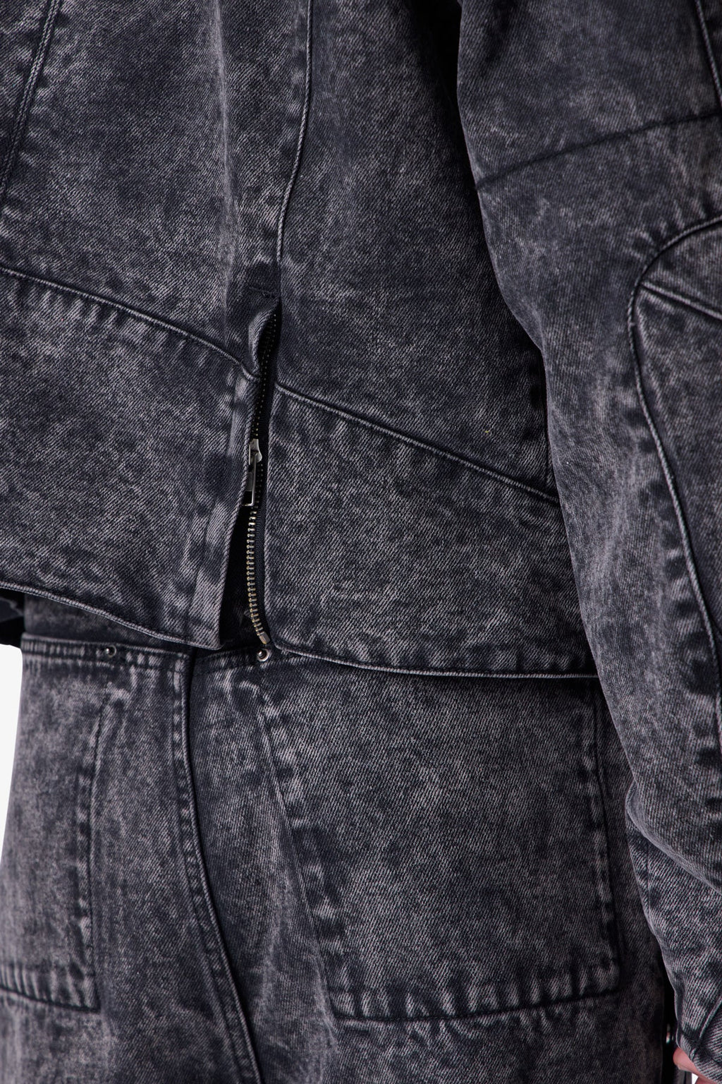 Moto Denim Jacket - Vintage Black