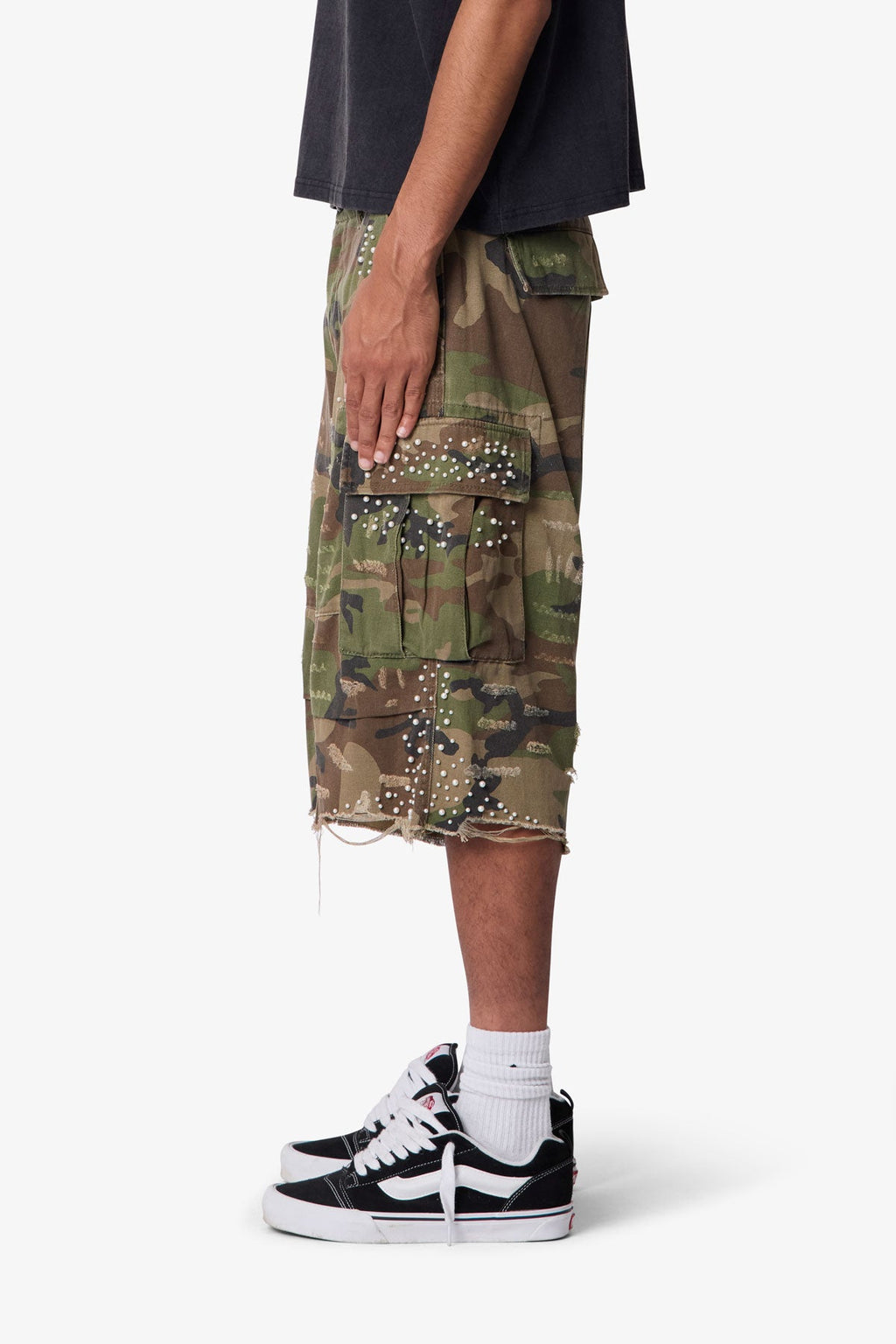 Pearled Cargo Shorts - Camo