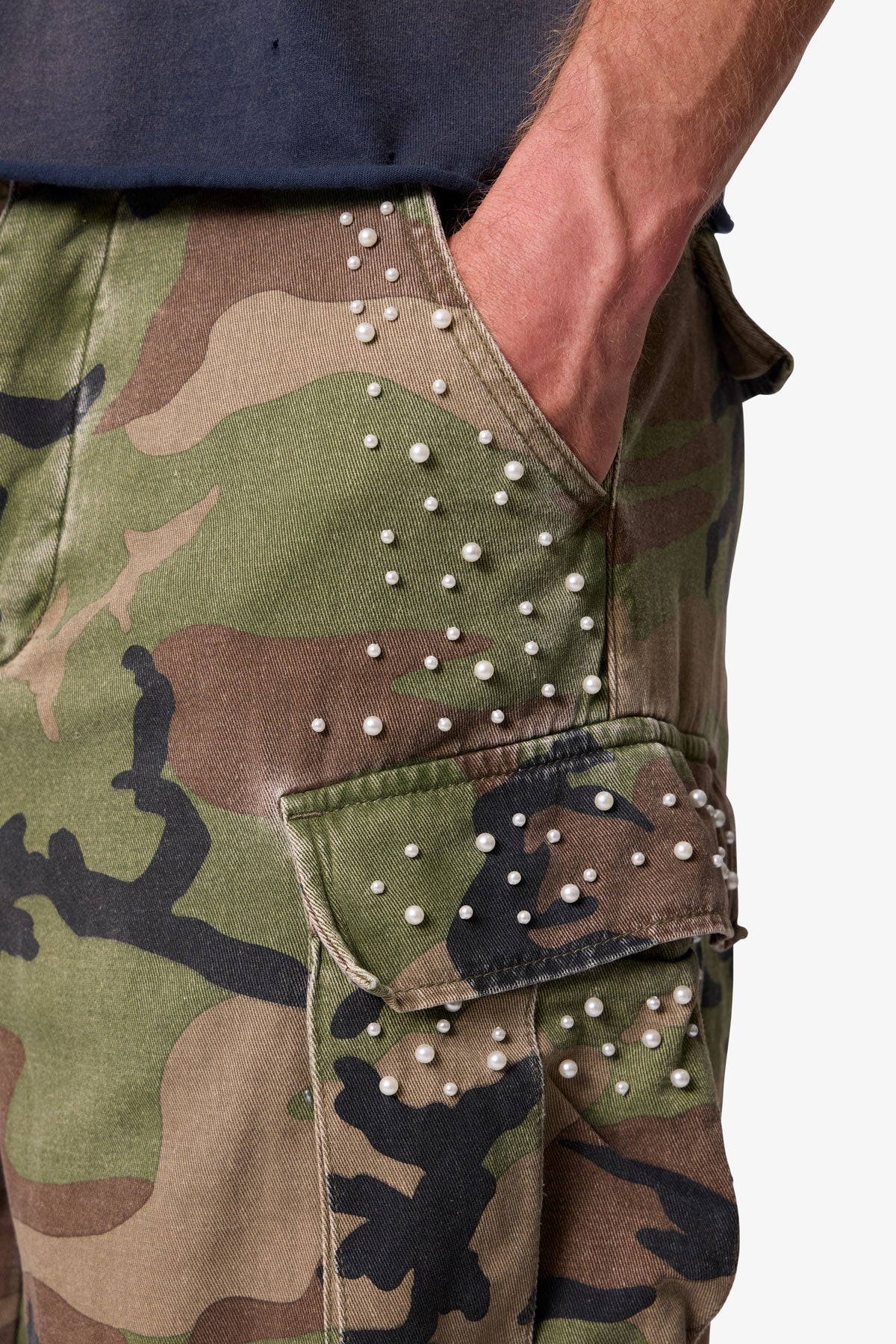 Pearled Rave Cargo Pants - Camo