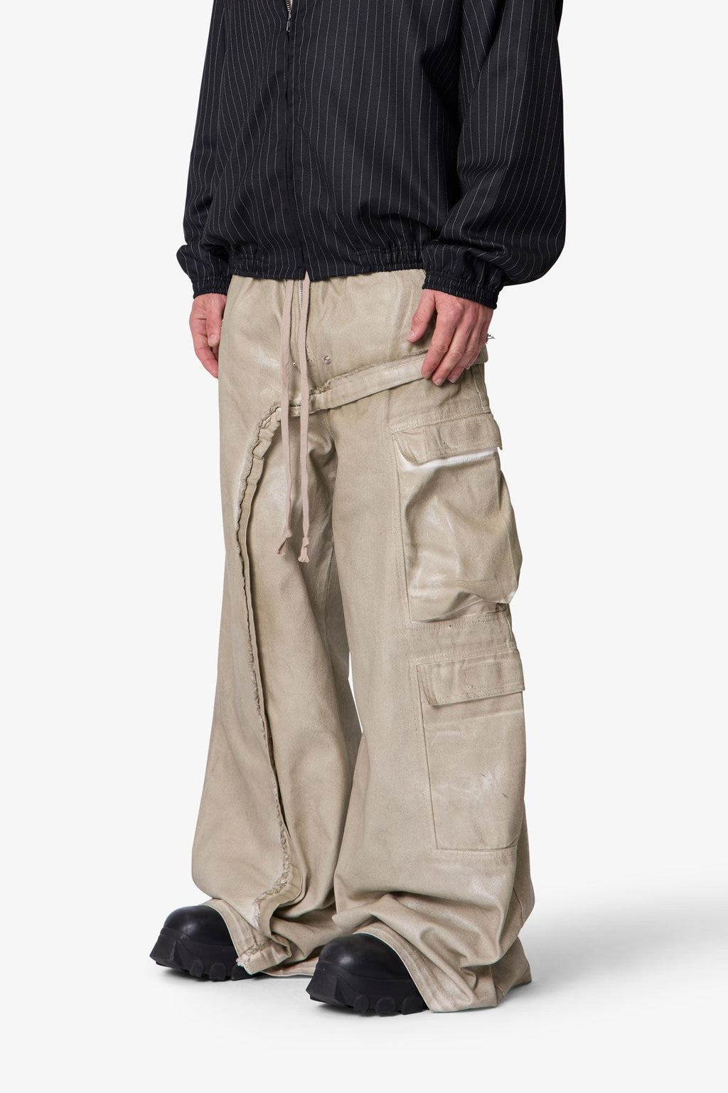 Rave Seam Cargo Pants - Tan