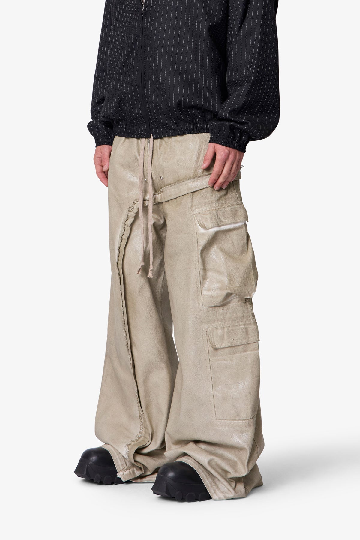 Rave Seam Cargo Pants - Tan