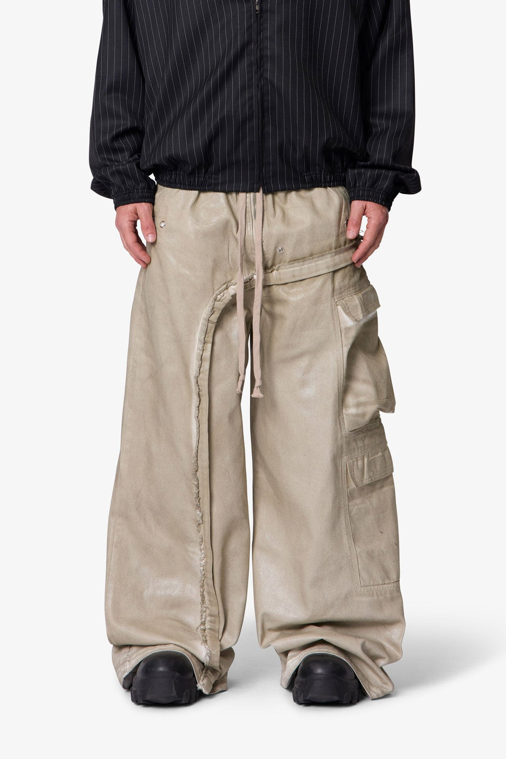 Rave Seam Cargo Pants - Tan