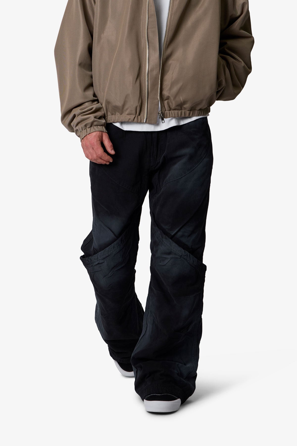 Side Snap Kick Flare Pants - Black