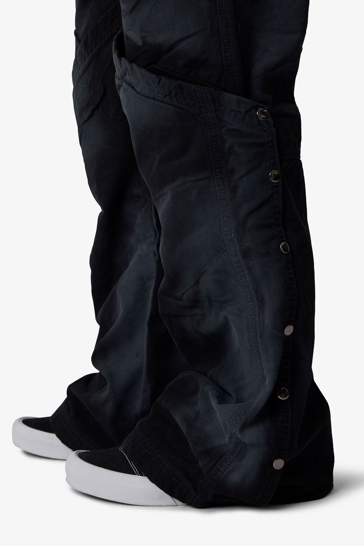 Side Snap Kick Flare Pants - Black